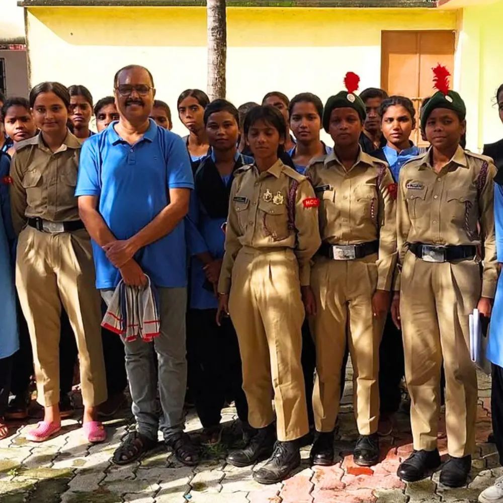 ALTOK1061-ezgif.com-optiwebp